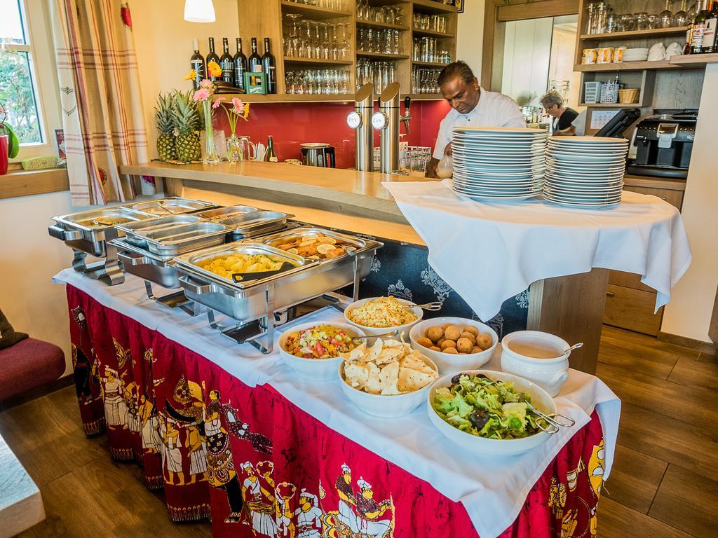 Hotel Siri'S Einkehr Sankt Georgen im Attergau Exterior foto
